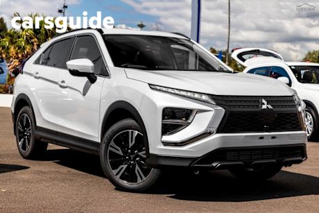 White 2024 Mitsubishi Eclipse Cross Wagon LS (2WD)