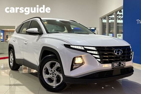 White 2021 Hyundai Tucson Wagon (FWD)