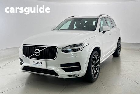 White 2019 Volvo XC90 Wagon T6 Momentum (awd)