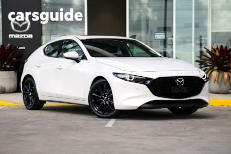 White 2024 Mazda 3 Hatchback G25 Astina