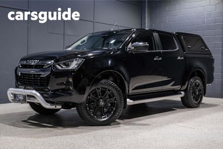 Black 2021 Isuzu D-MAX Crew Cab Utility LS-U (4X2)