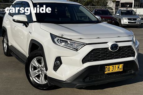 White 2020 Toyota RAV4 Wagon GX (awd) Hybrid