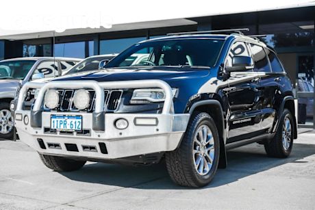 Black 2014 Jeep Grand Cherokee Wagon Laredo (4X4)
