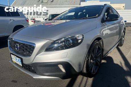 Grey 2014 Volvo V40 Hatchback D4 Cross Country