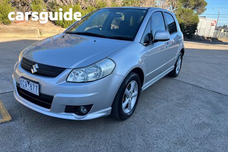 Silver 2009 Suzuki SX4 Hatchback S