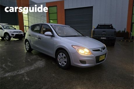 Silver 2011 Hyundai I30 Hatchback SX