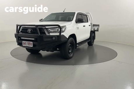 White 2020 Toyota Hilux Cab Chassis SR (4X4)