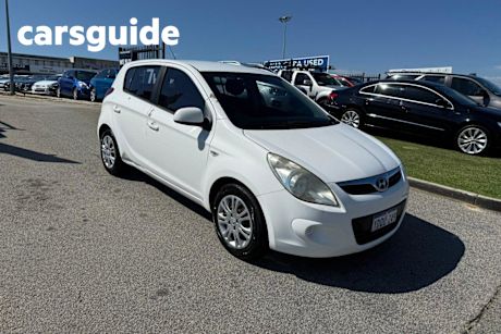White 2011 Hyundai I20 Hatchback Active