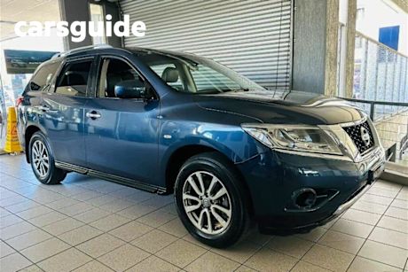 Blue 2015 Nissan Pathfinder Wagon ST (4X2)