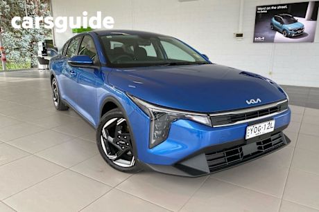 Blue 2024 Kia K4 Sedan Sport