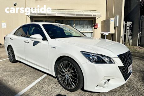 White 2014 Toyota Crown Sedan Hybrid