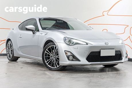 Silver 2015 Toyota 86 Coupe GTS