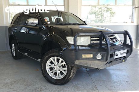 Black 2013 Mitsubishi Challenger Wagon LS (5 Seat) (4X4)