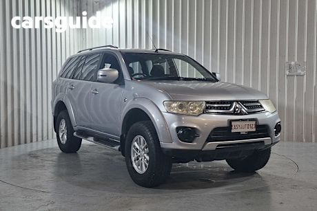 Silver 2014 Mitsubishi Challenger Wagon (4X4)