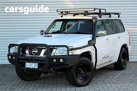 White 2013 Nissan Patrol Wagon ST (4X4)