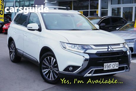 White 2020 Mitsubishi Outlander Wagon LS 7 Seat (2WD)