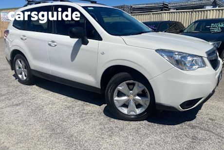 White 2014 Subaru Forester Wagon 2.0D-S