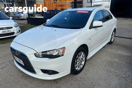 White 2014 Mitsubishi Lancer Hatchback GSR Sportback