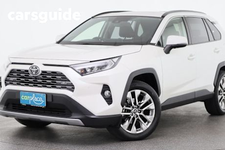White 2019 Toyota RAV4 Wagon Cruiser (2WD)