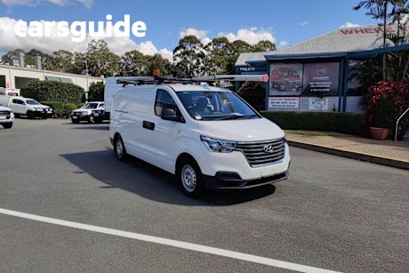 White 2019 Hyundai Iload Van 3S Liftback