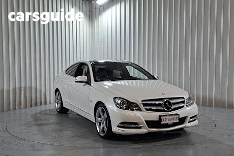 White 2011 Mercedes-Benz C250 Sedan CDI Elegance BE