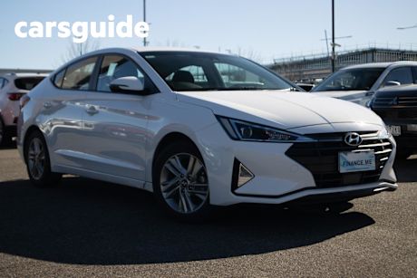 White 2018 Hyundai Elantra Sedan Active