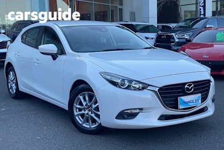 White 2017 Mazda 3 Hatchback Maxx