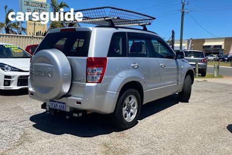 Silver 2012 Suzuki Grand Vitara Wagon Sports (4X4)