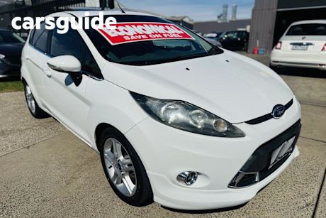 White 2011 Ford Fiesta Hatchback Zetec