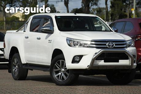 White 2018 Toyota Hilux Dual Cab Utility SR5 (4X4)
