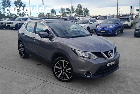 Grey 2016 Nissan Qashqai Wagon TI (4X2)
