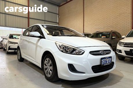 White 2016 Hyundai Accent Hatch ACTIVE RB4 MY16