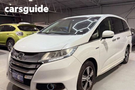 White 2016 Honda Odyssey Wagon VTi RC MY16