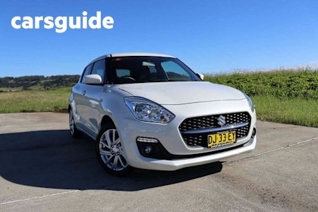 White 2023 Suzuki Swift Hatchback GL Navi Plus