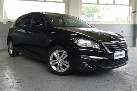 Black 2016 Peugeot 308 Hatchback Active