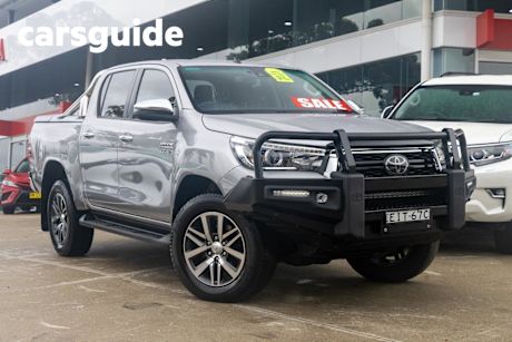 Silver 2020 Toyota Hilux Double Cab Pick Up SR5 (4X4)