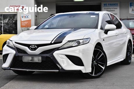 White 2018 Toyota Camry Sedan SX V6