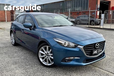 Blue 2018 Mazda 3 Hatchback SP25