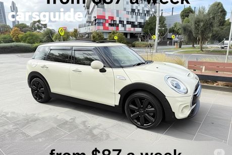 White 2017 Mini Clubman Wagon Cooper S