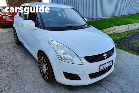 White 2012 Suzuki Swift Hatchback GL
