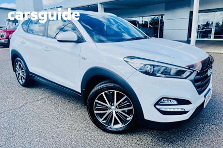White 2015 Hyundai Tucson Wagon Active X (fwd)
