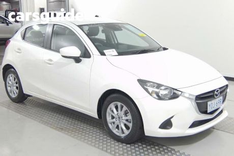 White 2017 Mazda 2 Hatchback Maxx