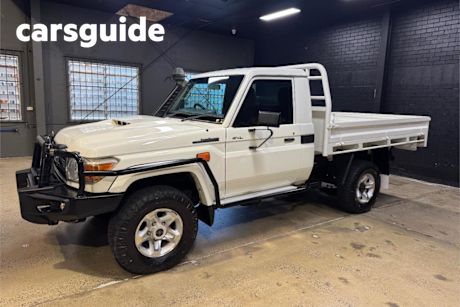 White 2017 Toyota Landcruiser Cab Chassis GXL (4X4)