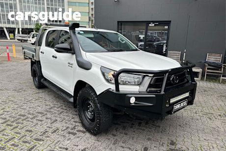 White 2020 Toyota Hilux Double Cab Chassis SR (4X4)