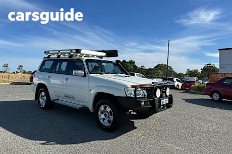 White 2015 Nissan Patrol Wagon ST (4X4)