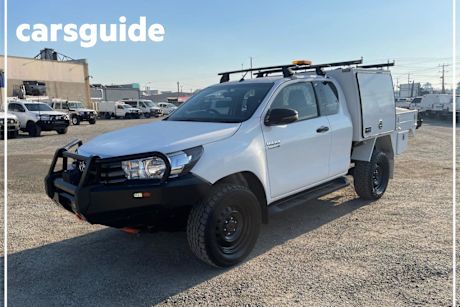 White 2018 Toyota Hilux X Cab Cab Chassis SR (4X4)