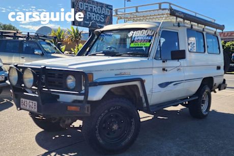 White 1997 Toyota Landcruiser Troop Carrier (4X4) 11 Seat