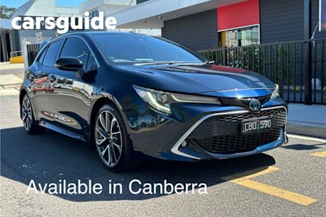 Blue 2018 Toyota Corolla Hatchback ZR (hybrid)