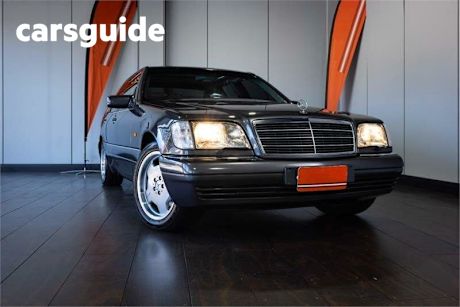 Grey 1995 Mercedes-Benz S500 Sedan L