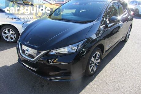 Black 2019 Nissan Leaf Hatch e+